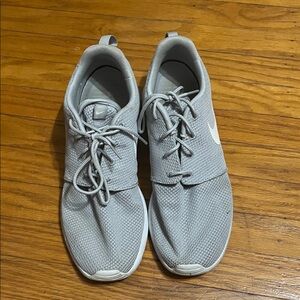 Nike Light Gray Mesh Sneakers